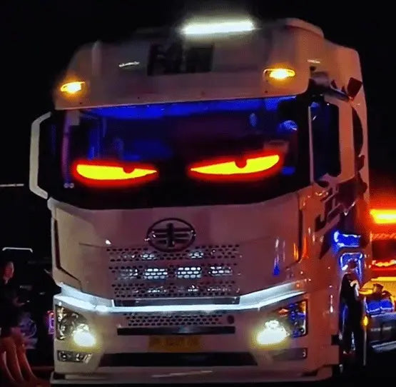 [Ekskluzywna produkcja] 🔥Devil's Eye Lamp Car Led Soft Screen